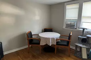 3218 Oak Ave, Brookfield, IL 60513 - Photo 3