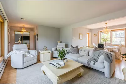 10927 S Circle Drive, Palos Hills, IL 60465 - Photo 5