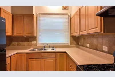 335 Oakwood Street, Park Forest, IL 60466 - Photo 11