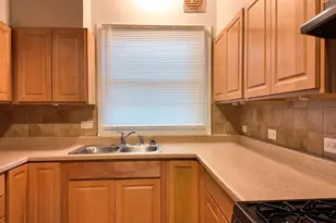 335 Oakwood St, Park Forest, IL 60466 - Photo 11