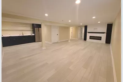 7025 W 84th Street, Burbank, IL 60459 - Photo 31