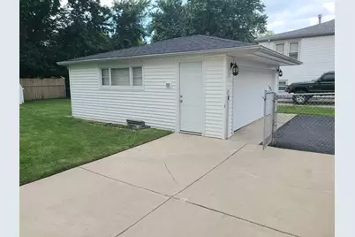 7025 W 84th Street, Burbank, IL 60459 - Photo 45