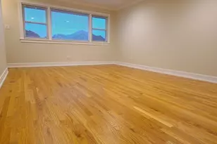 7025 W 84th St, Burbank, IL 60459 - Photo 11