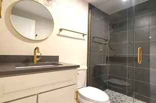 7025 W 84th St, Burbank, IL 60459 - Photo 35