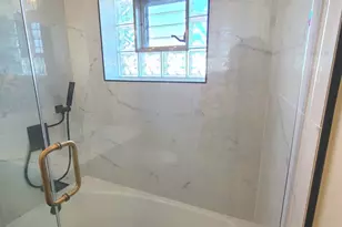 7025 W 84th St, Burbank, IL 60459 - Photo 19