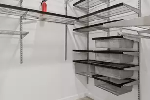 1215 N Greenview Ave, Chicago, IL 60642 - Photo 15