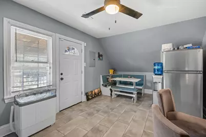 10044 S La Salle Street, Chicago, IL 60628 - Photo 19