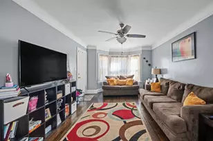 10044 S La Salle St, Chicago, IL 60628 - Photo 3