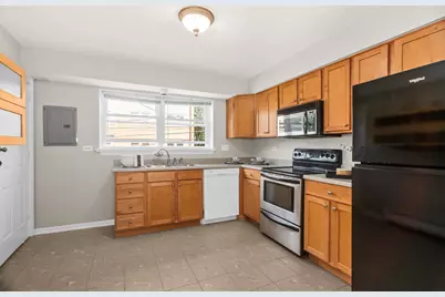 617 Case Place #2, Evanston, IL 60202 - Photo 5