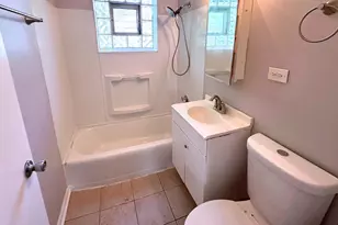 1425 Kasten Dr, Dolton, IL 60419 - Photo 11