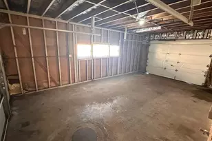 1425 Kasten Dr, Dolton, IL 60419 - Photo 13