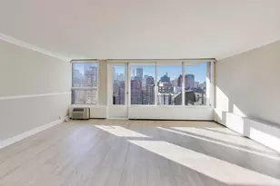 1400 N State Pkwy, Chicago, IL 60610 - Photo 3