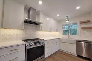 2S245 Mayfield Ln, Glen Ellyn, IL 60137 - Photo 11