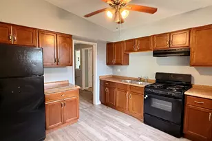 1133 Parkview Ave, Chicago Heights, IL 60411 - Photo 7