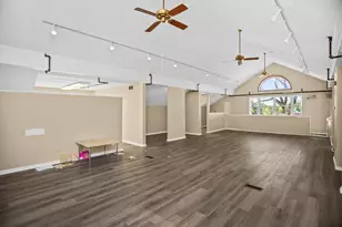 1203 Lisle Pl, Lisle, IL 60532 - Photo 9