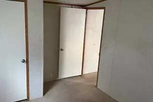 16 W Wasson Rd, Amboy, IL 61310 - Photo 7