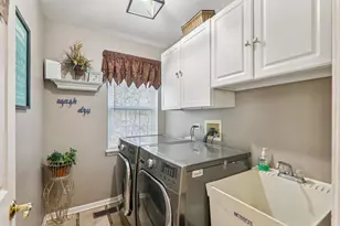 18466 W Springwood Dr, Grayslake, IL 60030 - Photo 19