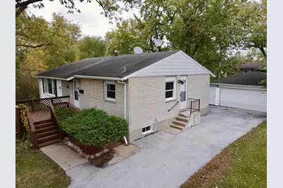 807 Blackhawk Drive, University Park, IL 60484 - Photo 3