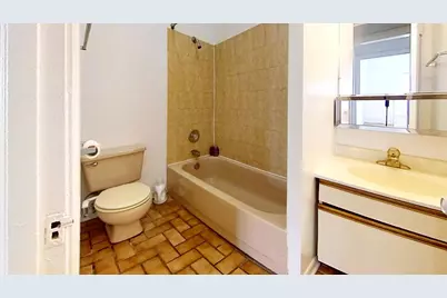 4653 N Malden Street #3E, Chicago, IL 60640 - Photo 5