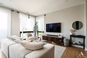1203 W Superior St, Chicago, IL 60642 - Photo 5