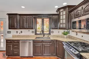 239 Barrington Ln, Bourbonnais, IL 60914 - Photo 11