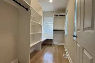 395 Surrey Ln, Crete, IL 60417 - Photo 11