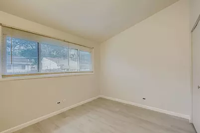 9413 Meadow Lane, Des Plaines, IL 60016 - Photo 15