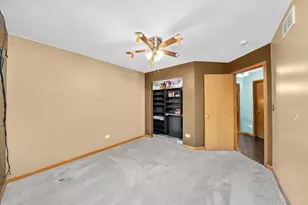 3812 Hennepin Dr, Joliet, IL 60431 - Photo 15