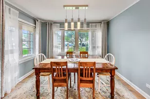 2609 Eisenhower Dr, Des Plaines, IL 60018 - Photo 9