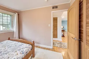 2609 Eisenhower Dr, Des Plaines, IL 60018 - Photo 17