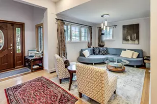 2609 Eisenhower Dr, Des Plaines, IL 60018 - Photo 5