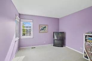 108 Golfview Dr, Glendale Heights, IL 60139 - Photo 13