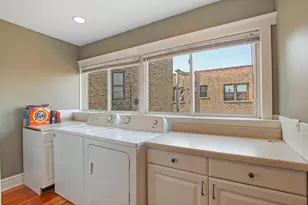 7708 N Ashland Ave, Chicago, IL 60626 - Photo 15