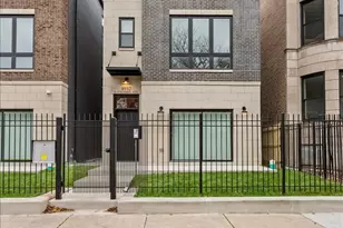 4932 S Champlain Ave, Chicago, IL 60615 - Photo 1