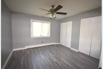 9S120 Lake Drive #201, Willowbrook, IL 60527 - Photo 11