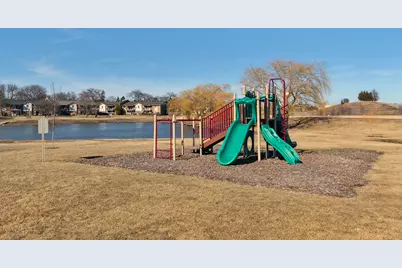 9S120 Lake Drive #201, Willowbrook, IL 60527 - Photo 15