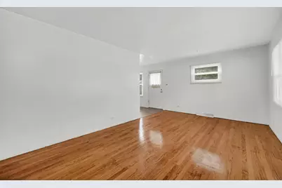 16300 Winchester Avenue, Markham, IL 60426 - Photo 7