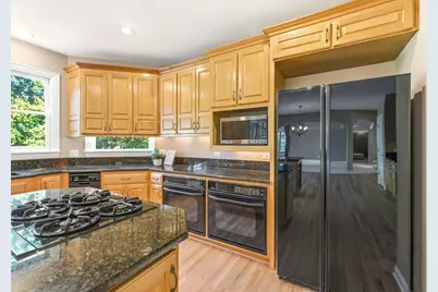 37W004 Ridgewood Drive, Saint Charles, IL 60175 - Photo 17