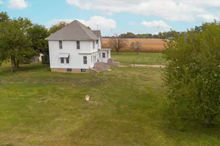 107 E Long St, Ohio, IL 61349 - Photo 5