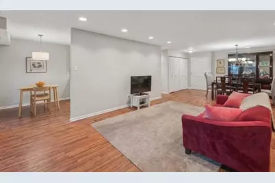 1250 Rudolph Road #2B, Northbrook, IL 60062 - Photo 7