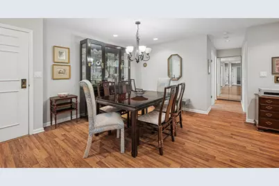1250 Rudolph Road #2B, Northbrook, IL 60062 - Photo 3