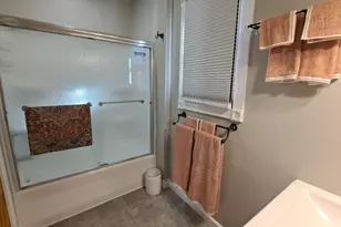 122 Portland Ave, Oglesby, IL 61348 - Photo 17