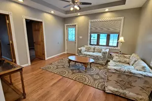 122 Portland Ave, Oglesby, IL 61348 - Photo 7