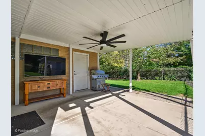 7225 N East Prairie Road, Lincolnwood, IL 60712 - Photo 25