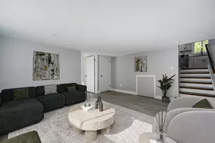 7225 N East Prairie Rd, Lincolnwood, IL 60712 - Photo 21