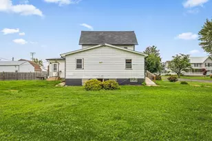 305 Holcomb Ave, Milledgeville, IL 61051 - Photo 5