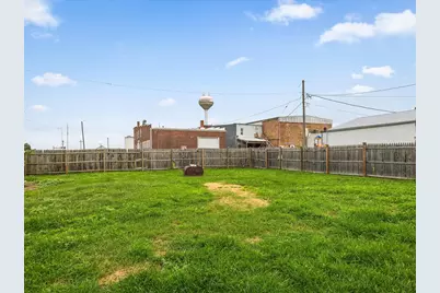 305 Holcomb Avenue, Milledgeville, IL 61051 - Photo 11