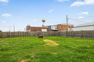 305 Holcomb Ave, Milledgeville, IL 61051 - Photo 11