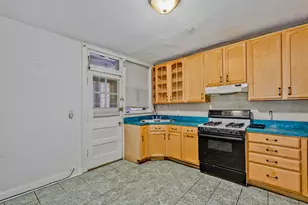 6457 N Bell Ave, Chicago, IL 60645 - Photo 9