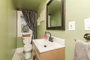 1111 E Grove Street E, Bloomington, IL 61701 - Photo 27